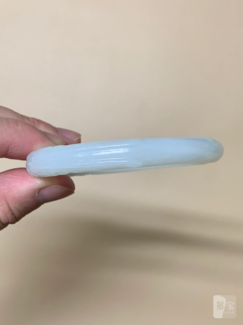 清 白玉双龙戏珠手镯 - 图5